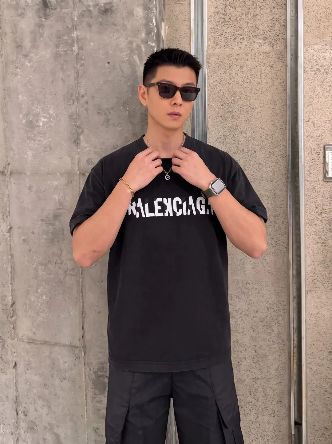 P100✨🔥 [BALENCIAGA] 2026FW short-sleeved T-shirt Premium 26s double yarn 300g fabric embroidery fraying process Color: Black White Red Size: S M L XL 2XL